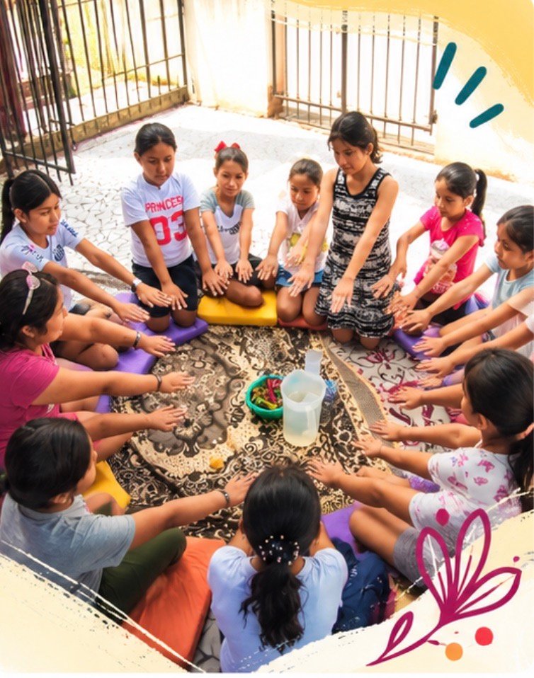 Women and children at Centro Colibrí